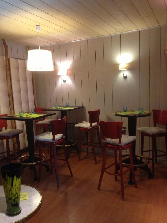 Hotel La Tour D'Auvergne Pont-l'Abbe Phòng bức ảnh